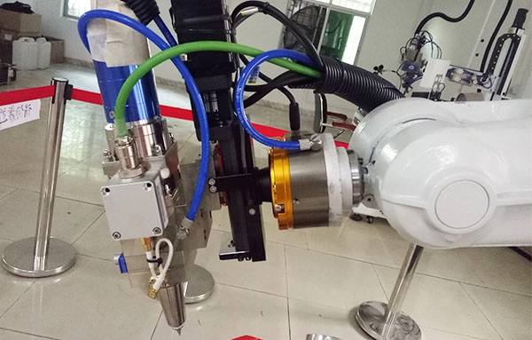 Μηχανή κοπής και συγκόλλησης με λέιζερ ρομποτικού βραχίονα Baisheng για τρισδιάστατη επεξεργασία