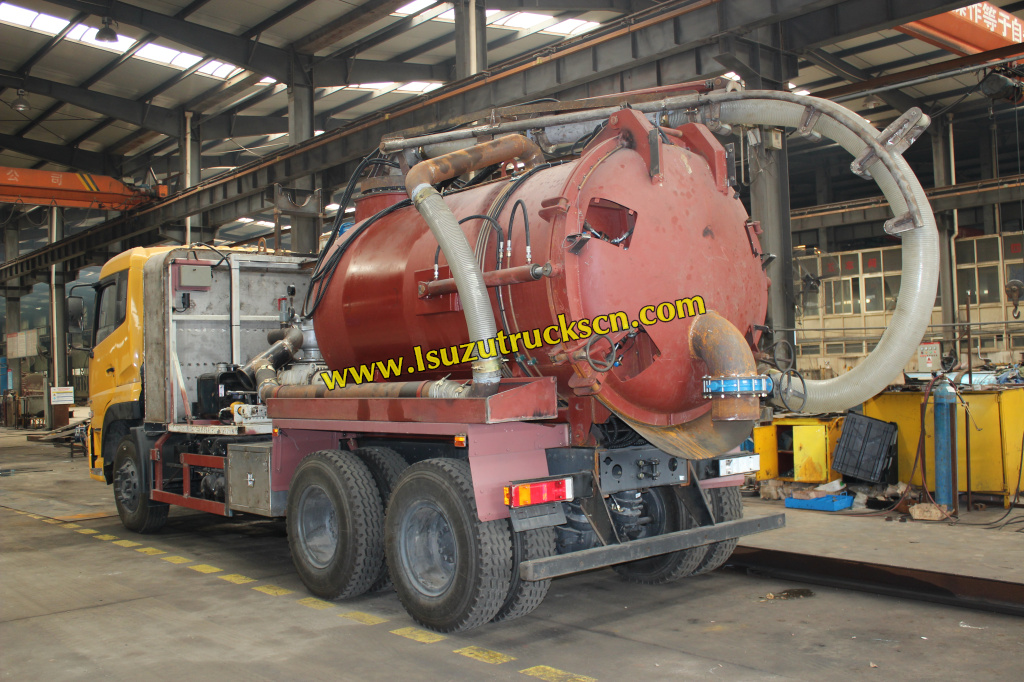 15000Liter Algeria Isuzu 6x4 Combined Sewer Jetting Vacuum Truck