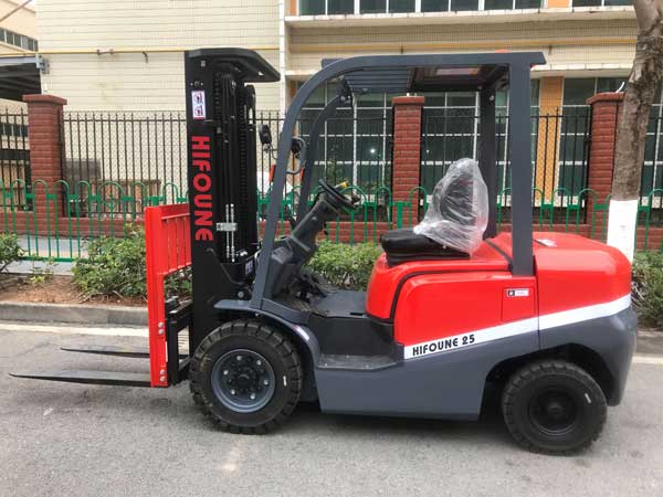 2.5 Ton Diesel Forklift Truck