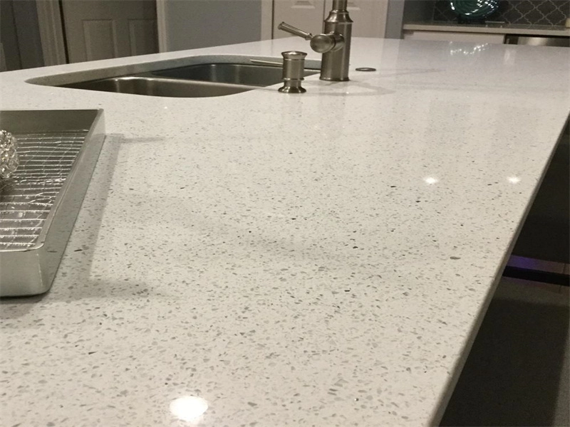 Πάγκος κουζίνας Sparkling White Engineer Quartz Stone