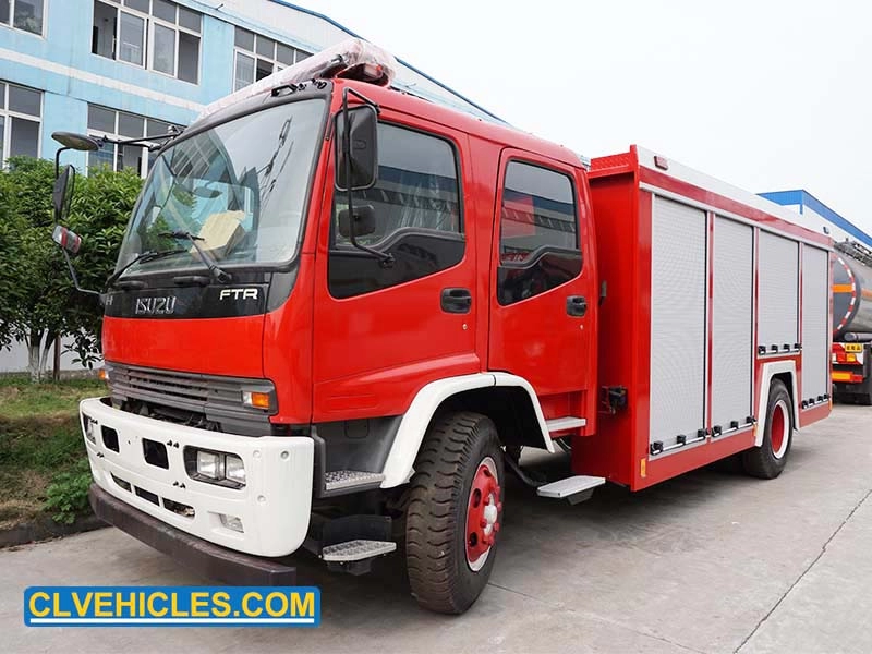Πυροσβεστικό όχημα δεξαμενής ISUZU 6000 λίτρων
