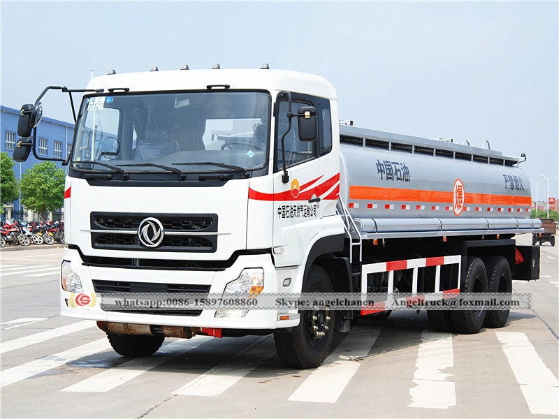 Φορτηγό δεξαμενής αργού πετρελαίου 21000 λίτρων Dongfeng