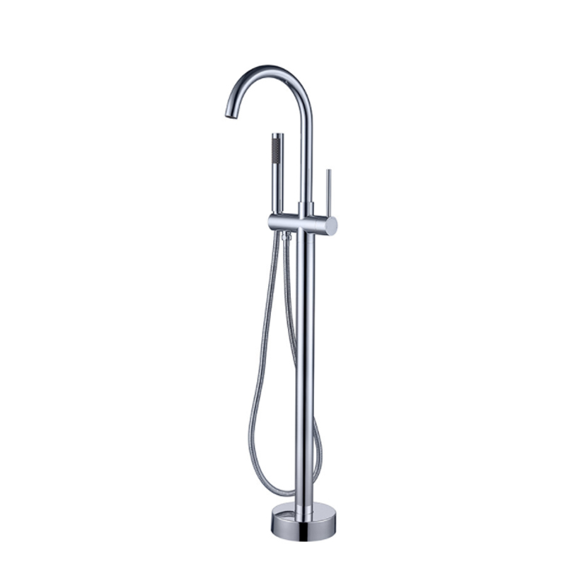 chrome bathtub faucet 