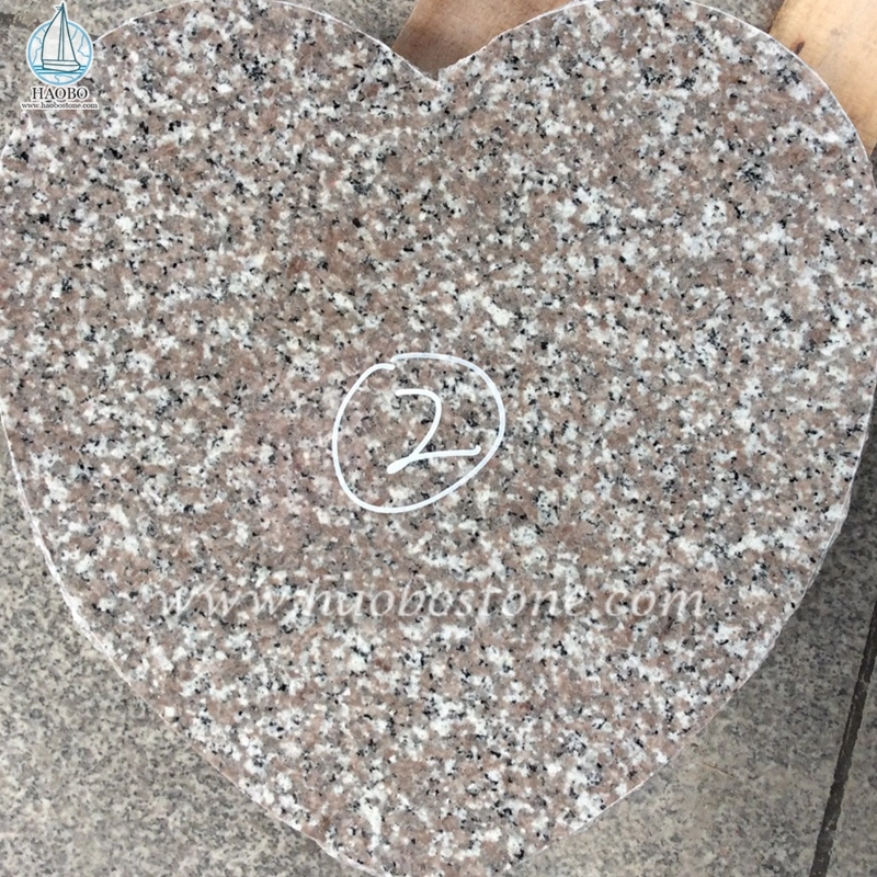 Κίνα Γρανίτης G635 Γρανίτης Καρδιά Σκαλισμένη Επιτύμβια στήλη
