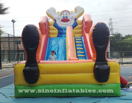 Παιδική φουσκωτή τσουλήθρα κλόουν στην πίσω αυλή ύψους 6 μέτρων που συμμορφώνεται με το πρότυπο EN14960 από την Sino Inflatables